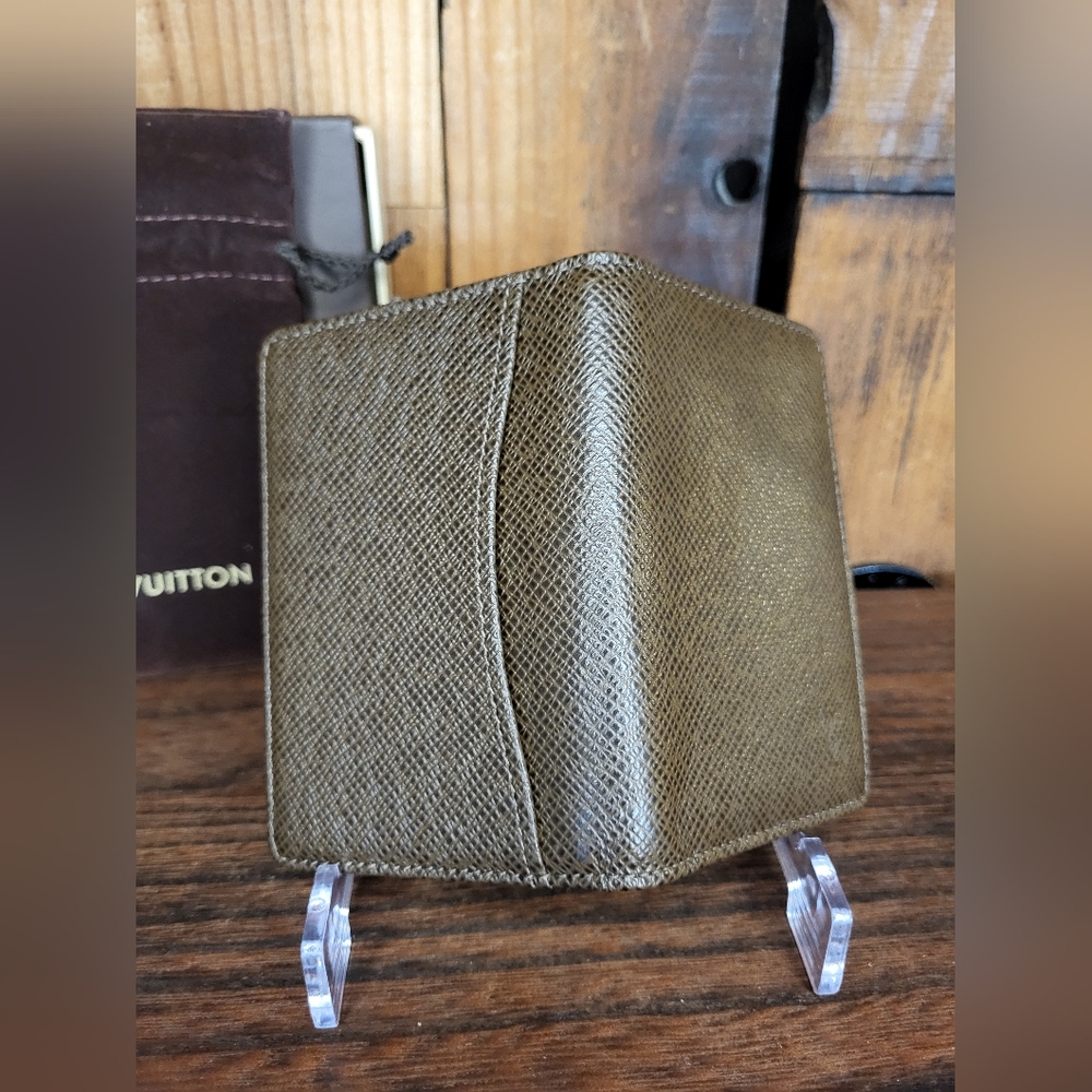Louis Vuitton Taiga Brown Card Holder Pocket Organizer - Picture 3 of 4